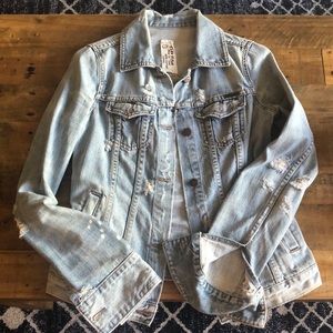 Classic '80s-style denim jacket